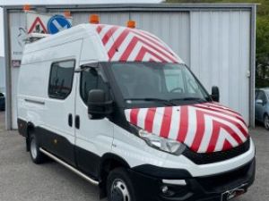 Commercial car Iveco Daily Other 3.0 50C17 L3H3 Poid Lourd 170 CV 3 places Caméra Clim 5T200 PTRA 8700 kg Attelage 220 V Panneau signalisation Roue jumelée Etagère + établi Tachygraph Occasion