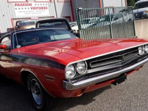 Dodge Challenger HARDTOP COUPE V8 318 Vendu