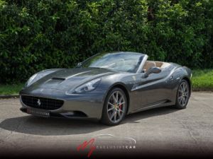 Ferrari California V8 460 Ch – PARFAIT ETAT – Historique Complet 100% FERRARI France – Dernière Révision à 50.812 Kms - Garantie 12 Mois Vendu