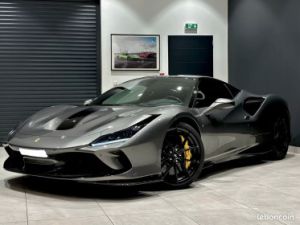 Ferrari F8 Tributo COUPE 3.9 Bi-TURBO V8 720 CH PACK CARBONE JBL LIFT CARPLAY DAYTONA RACING JA PISTA CAMÉRA DISPLAY PASSAGER 8 500 KMS 1ER MAIN FRANÇAISE Occasion