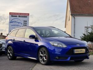 Ford Focus ST 2.0 250CH ECOBOOST CREDIT REPRISE Occasion
