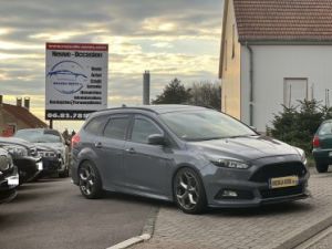 Ford Focus ST 2.0 250CH ECOBOOST MAXTON