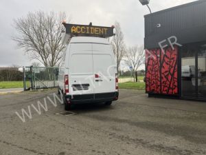 Fourgon Renault Master Caisse Fourgon  L3H3 FOURGON 15m3 PORTE LATERALE EQUIPE PMV FLU Occasion