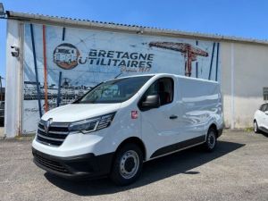 Fourgon Renault Trafic BLANC L1H1 3T 2.0 BLUE DCI 130CH RED EDITION Occasion