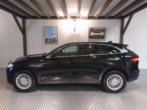 Jaguar F-Pace 2.0D 180 cv Prestige Vendu