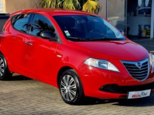 Lancia Ypsilon 1.2 i 69 Cv 2013 CRIT'AIR 1 GARANTIE 12 MOIS Occasion