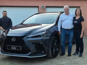 Lexus NX AFFAIRE A SAISIR SUPERBE LEXUS NX450H+ 2.5 309ch AWD F-SPORT EXECUTIVE BVA VALEUR NEUF PLUS DE 79Ke OPTIONS ++ FULL LED TO CAMERA 360... GARANTIE JUSQ Vendu