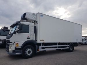 Trucks Volvo FM Refrigerated body 13.420 euro 6 TRI-TEMPERATURE Occasion