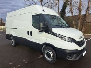 Utilitaire léger Iveco Daily Autre FOURGON 35S18 A8 L3 Neuf