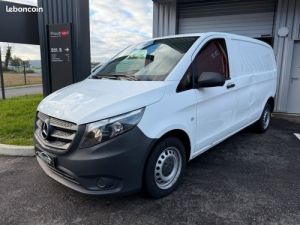 Utilitaire léger Mercedes Vito Autre Mercedes Fourgon 114 2.2 CDi 136ch Compact Propulsion BVM6 1ère main Français TVA RECUP 3 places Clim Audio 15 avec BlueTooth Radar de recul Phares Au Occasion