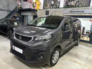 Utilitaire léger Peugeot Expert Autre Standard 2.0 BlueHDi 180CH Asphalt EAT8 [ 11/2019 - Attelage - Car Play - Caméra 360 ] Occasion