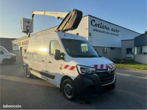 Utilitaire léger Renault Master Autre l2h2 tronqué nacelle Klubb k26 11m60 Occasion