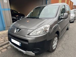 Vehiculo comercial Peugeot Partner Otro Tepee 1,6 HDI 92CH 1ère main Occasion